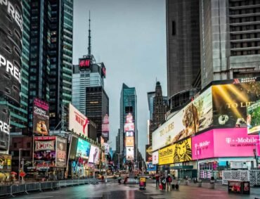 Solutions_Smart City Display Networks_2 Solutions_Smart City Display Networks_2